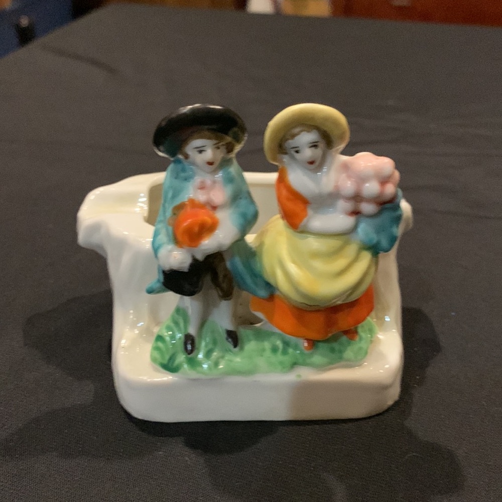 Vintage Decorations Made In Japan & One Unmarked - Picture 2 of 11